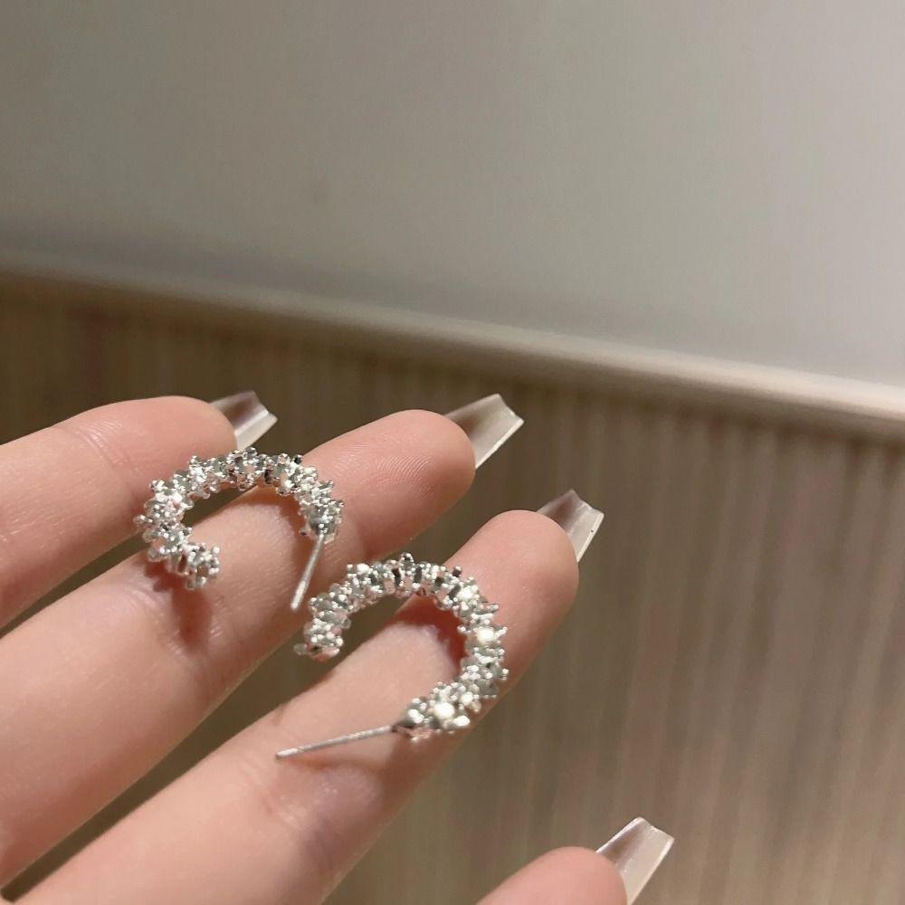 Alloy C-Shaped Earrings Wave Vintage Twisted Earrings Shattered Silver C-shaped Earrings Women