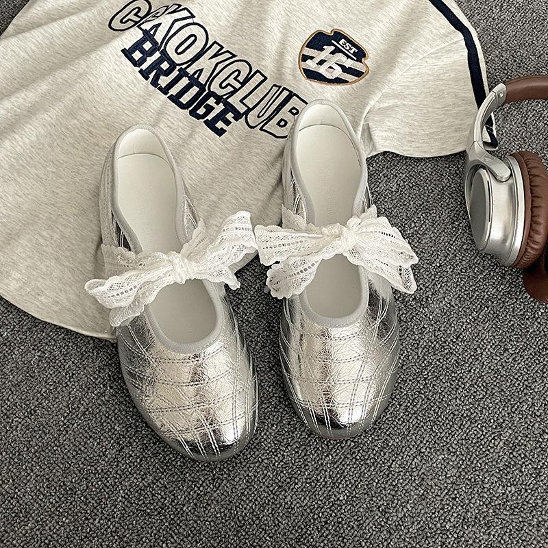 Silver ballet style round head inner height increase flat bottom shallow mouth single shoes women's summer 2025 new versatile French Mary Jane shoes
