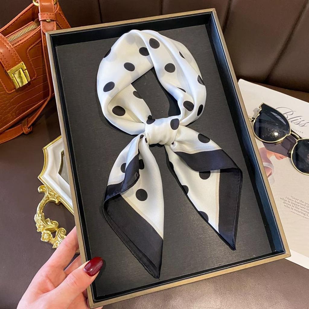 New small square scarf silk scarf women's summer versatile scarf headband silk scarf scarf temperament advanced neck protection spring and autumn thin