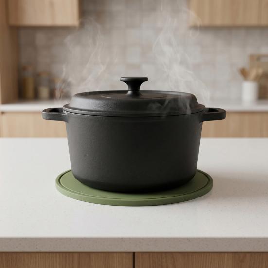 Silicone Trivet Mat with Non-Slip Heat-Resistant Pot Bowl Holder Round Placemat for Hot Pot Pans Dishes Versatile Kitchen Protector for Dining