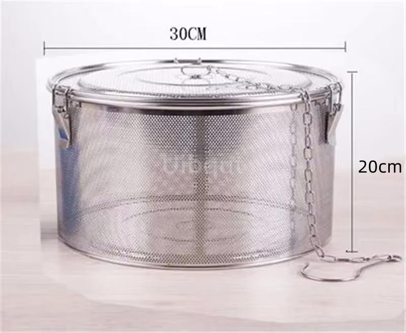 Round Hole 304 Stainless Steel Seasoning Bag Gravy Soup Taste Spice Box Basket Brine Hot Pot Slag Separation Colander Strainers