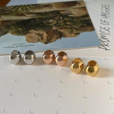 Women's One-Touch Round Bold 3-Color Earrings