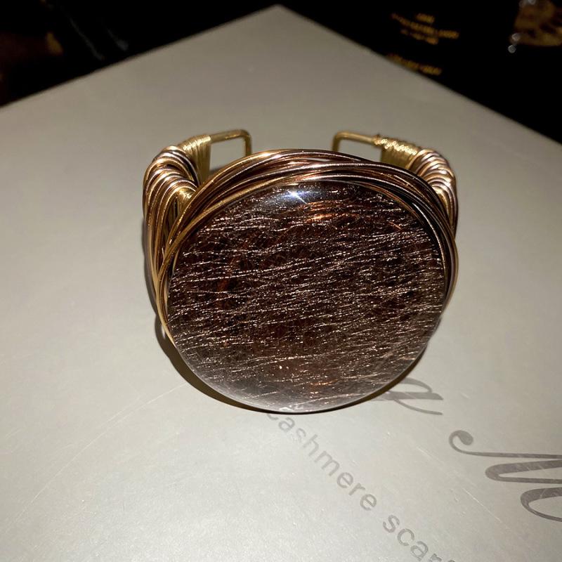 Europäischer & Amerikanischer Mehrschichtiger Schmetterling Offener Armreif: Luxuriöser, modischer und vielseitiger Damenschmuck für alltägliche Eleganz.