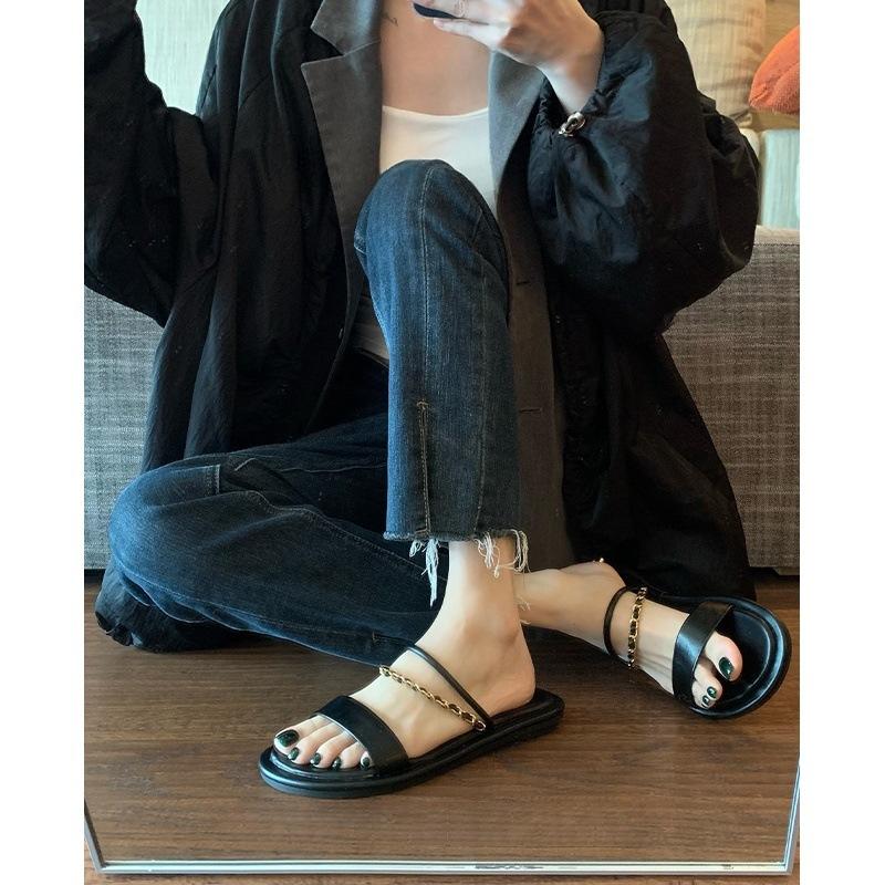

Soft leather version! Flat one-word shoes women s metal chain two wear casual beach shoes French open-toed Roman sandals 39