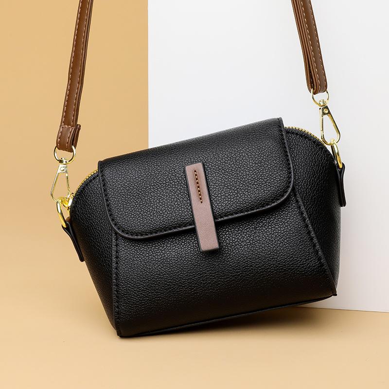 Retro PU Crossbody Bag  New Women's Minimalist Magnetic Snap Zipper Shoulder Bag Versatile Daily Commuting Underarm Bags