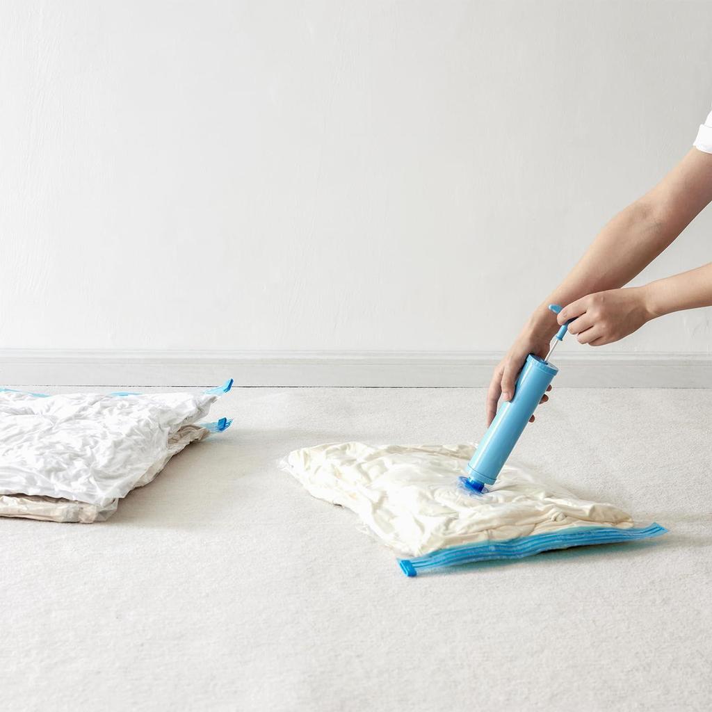 Vacuum Storage Bags for Travel | Space Saver | Airtight Reusable Ziplock with Hand Pump | Compression Storage Bag | 6-Pack (3 Large, 3 Jumbo)