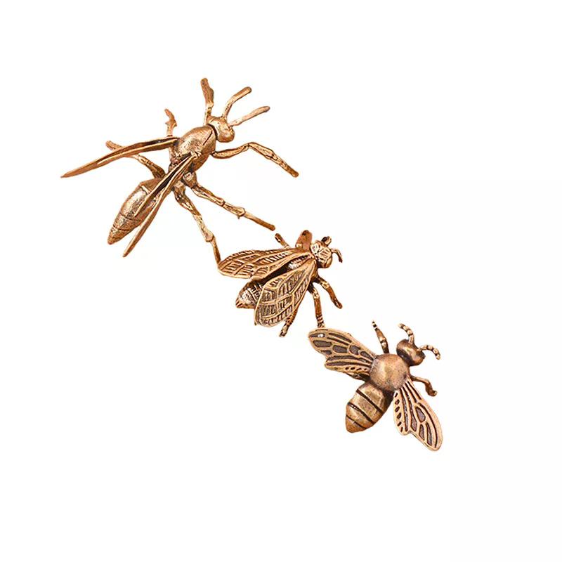 1 Piece Mini Simulation Insect Table Decoration Brass Bee Doll Table Tea Set Pet Antique Copper Crafts Home Desktop Decorations