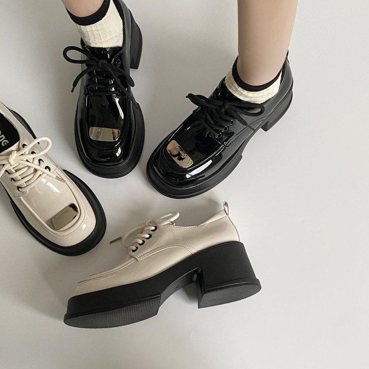 

Маленькие кожаные туфли в британском стиле, женские весенние новые модные универсальные трендовые лоферы на толстой подошве и толстом каблуке