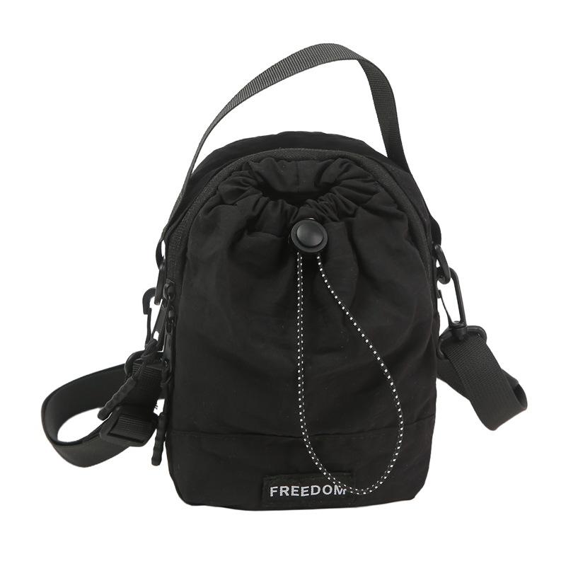 Sports Water Kettle Bag Unisex Lightweight Travel Crossbody Bag Outdoor Water-Repellent Cycling Mobile Phone Bag