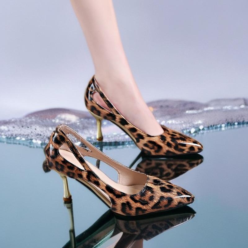 Frühling und Herbst Sexy Mode Leopardenmuster Modell High Heels Spitzschuh Stiletto Trendy Laufsteg Damen Neue Einzelne Schuhe