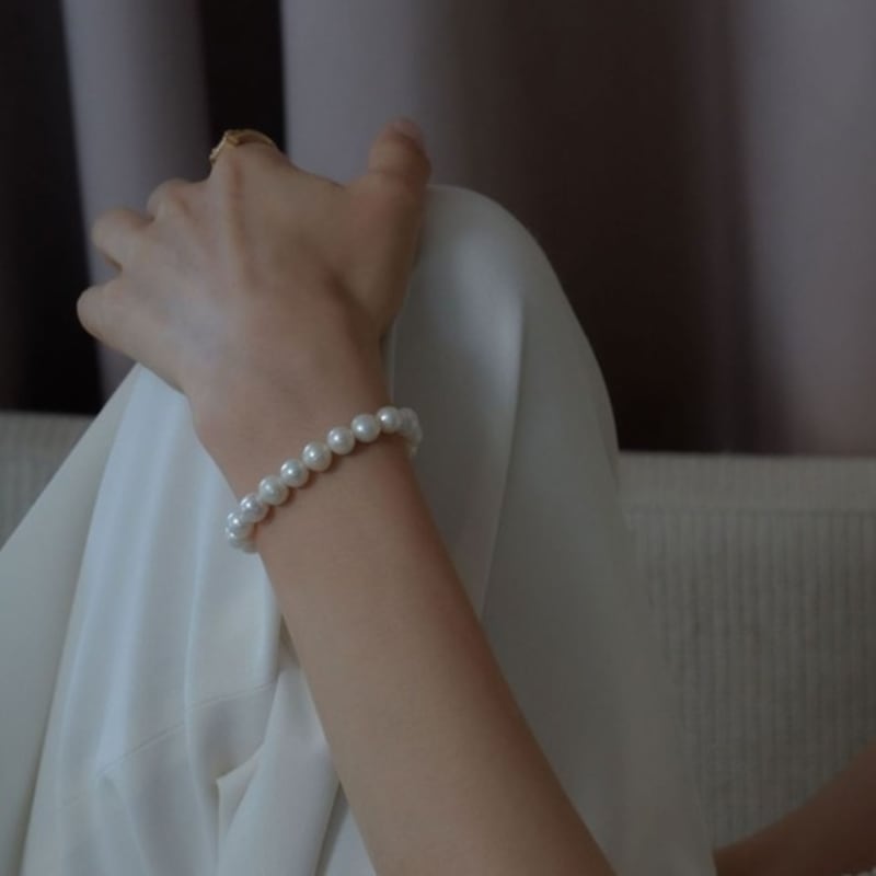 Aube De Moi Classic Bloom Pearl Bracelet (7mm)