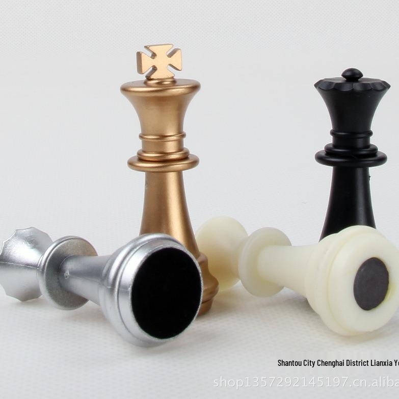 UB Union Magnetic Gold & Silver Folding Chess Set - Plastic Desktop Leisure Toy, Perfect Student Gift