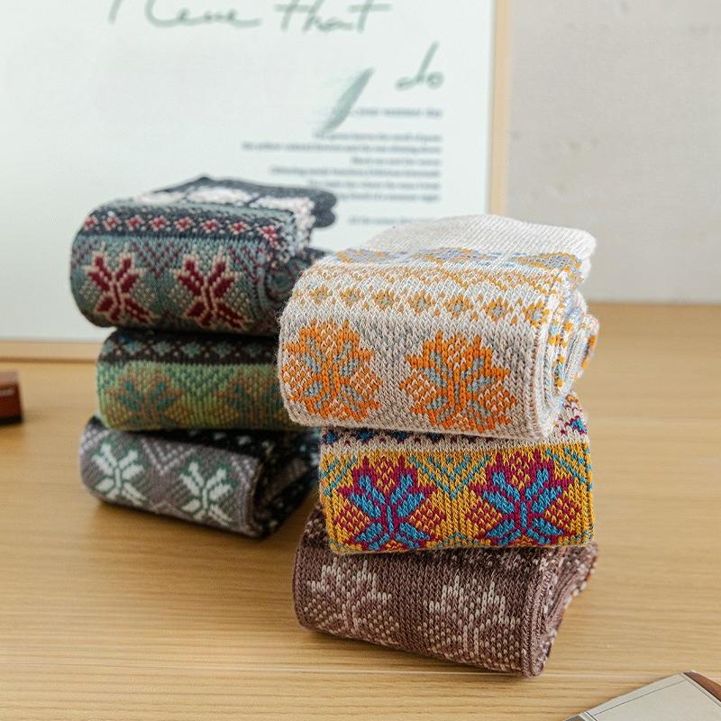 5 Pairs Men Mid Calf Cotton Socks Double Needle Retro Ethnic Pattern Warm Autumn Winter Sweat Wicking Deodorant Crew Socks