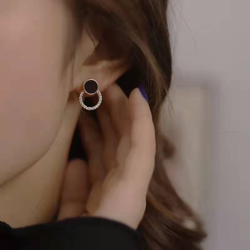 Women's Earrings Asymmetrical Round Hollow Round Black Stud Earrings Pendientes