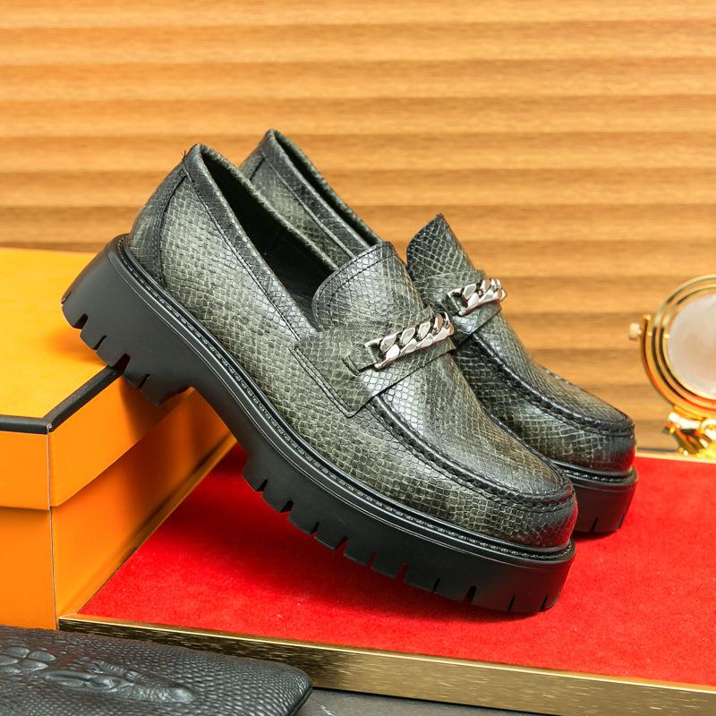 

Большой размер 46 высокая толстая подошва увеличивающие рост большая голова кожаные туфли мужские лакированные глянцевые повседневные толстый каблук лоферы парикмахер трендовая обувь 38