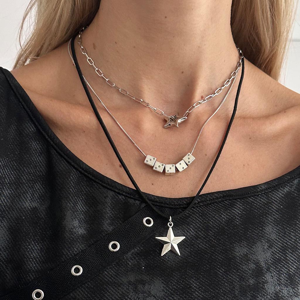 Collarbone Chain Edgy Star Pendant Necklace Y-Shaped Necklace Alloy Necklace With Pendant For Fashion Show Evening Wear Special