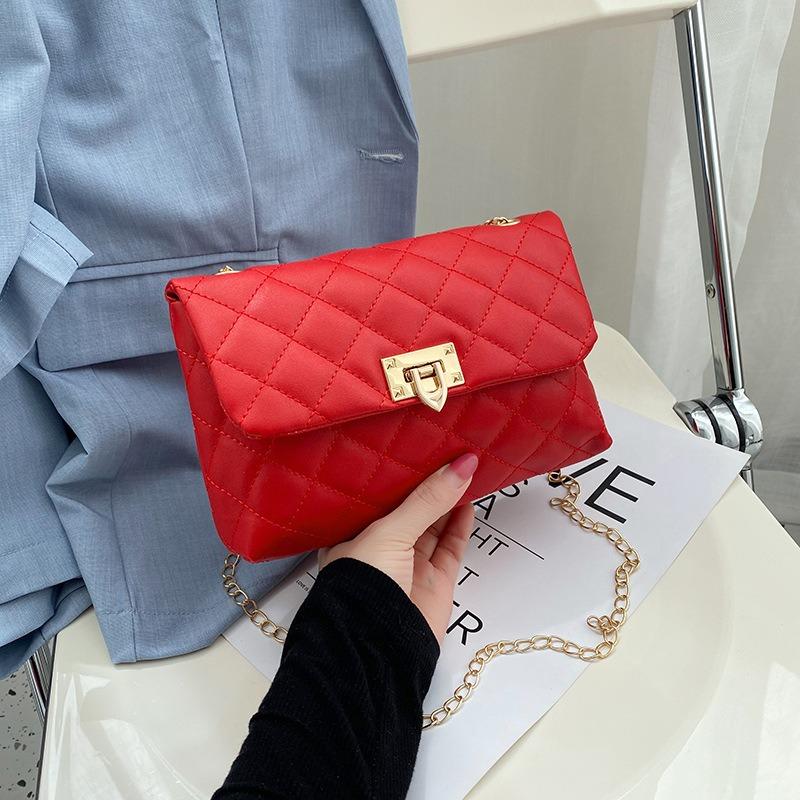 Literary and Fashionable Embroidered Rhombus Women's Bag, New Pointed Buckle Chain Single Shoulder Crossbody Clutch Bag