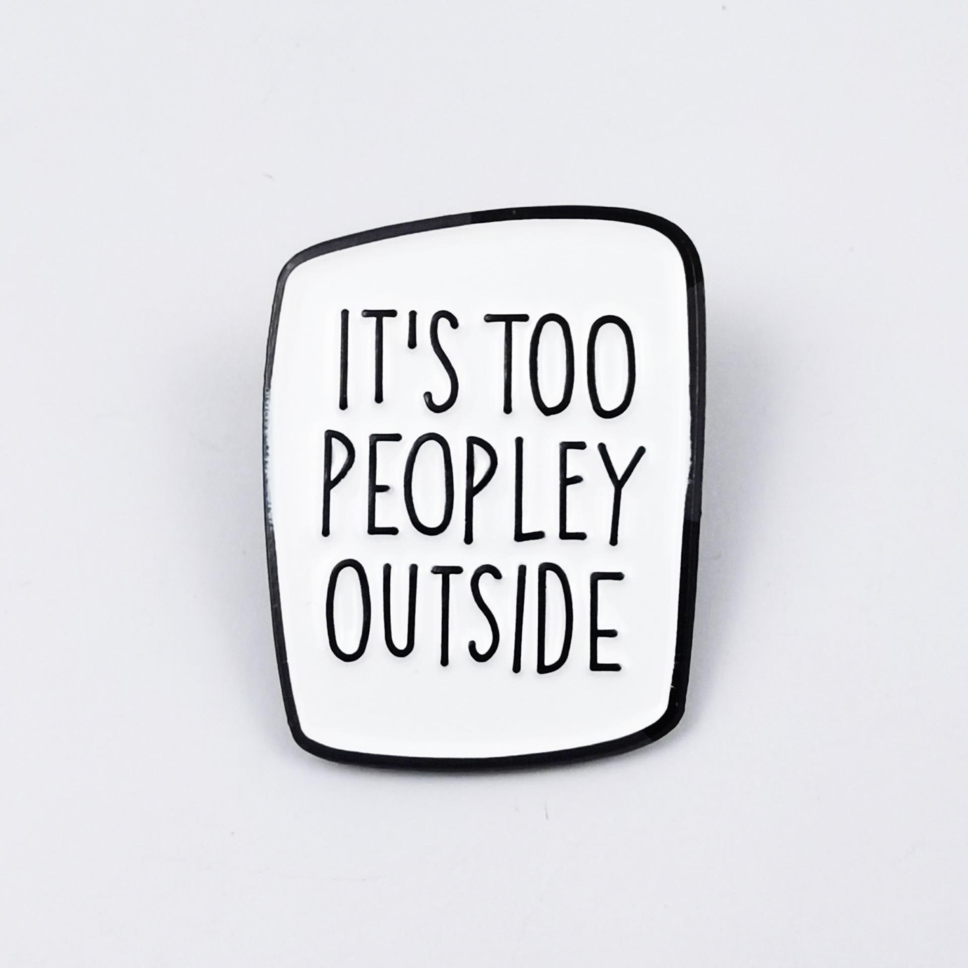 Customized Black & White Alloy Brooch: Stylish English Letter Enamel Badge for Clothing.