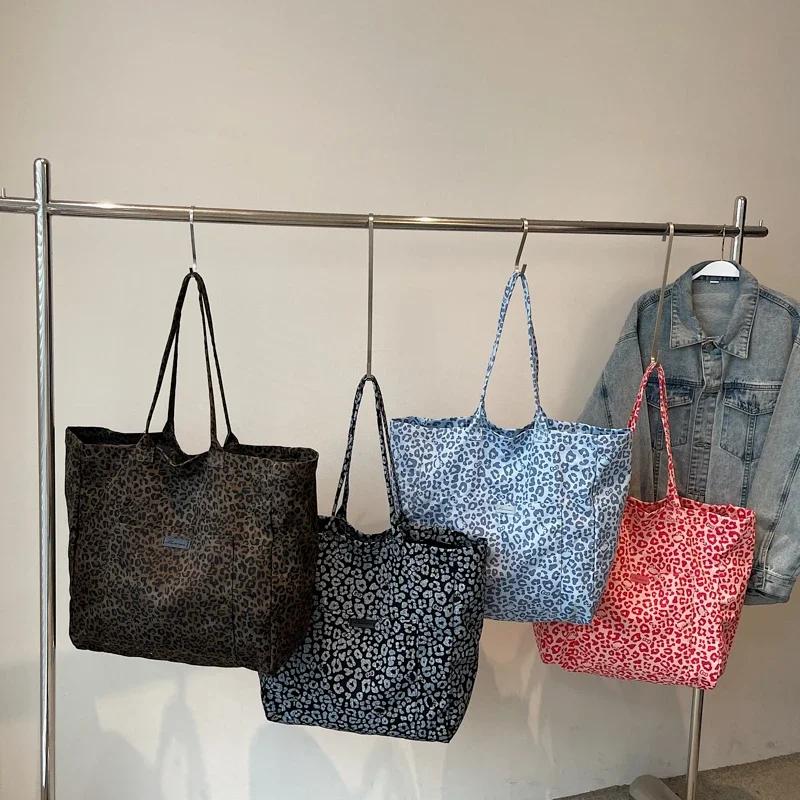 LEINWAND Hakenleiste Leopard Schultertaschen Neue Mode Große Kapazität Damen Handtaschen Verkauf 2026 Retro Design Pendler Damen Handtaschen