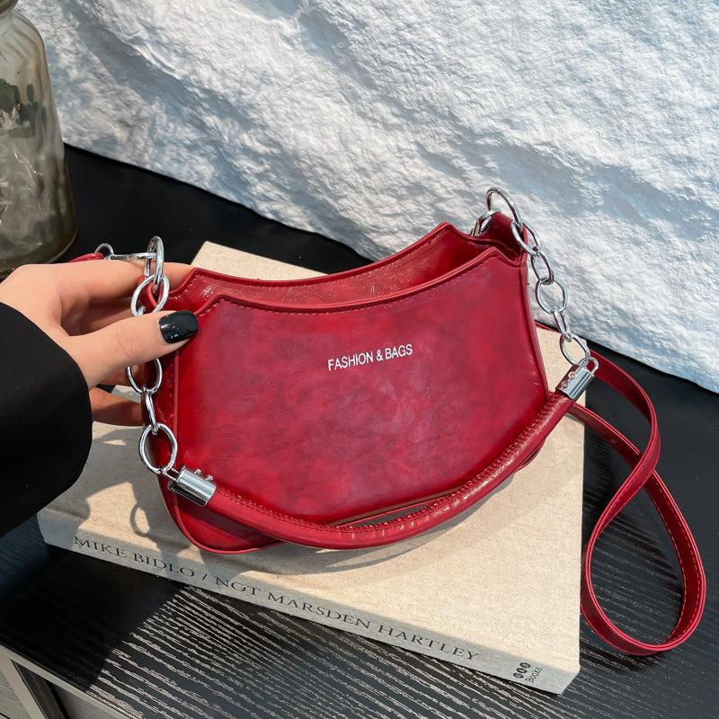 2025 New Foreign Style Casual Popular Fashion Handbag Retro Personality Niche Design Beautiful Shoulder Crescent Bag