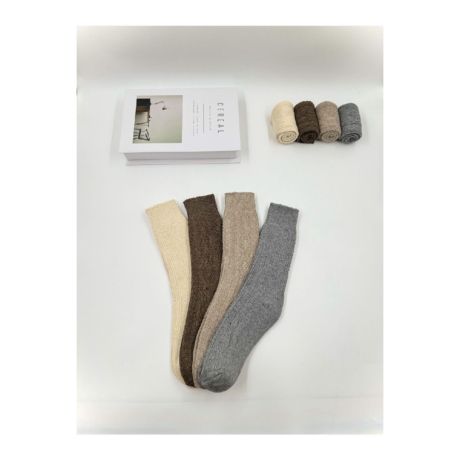 

4 Double Embossed Unisex Wool Boot Socks 36-41