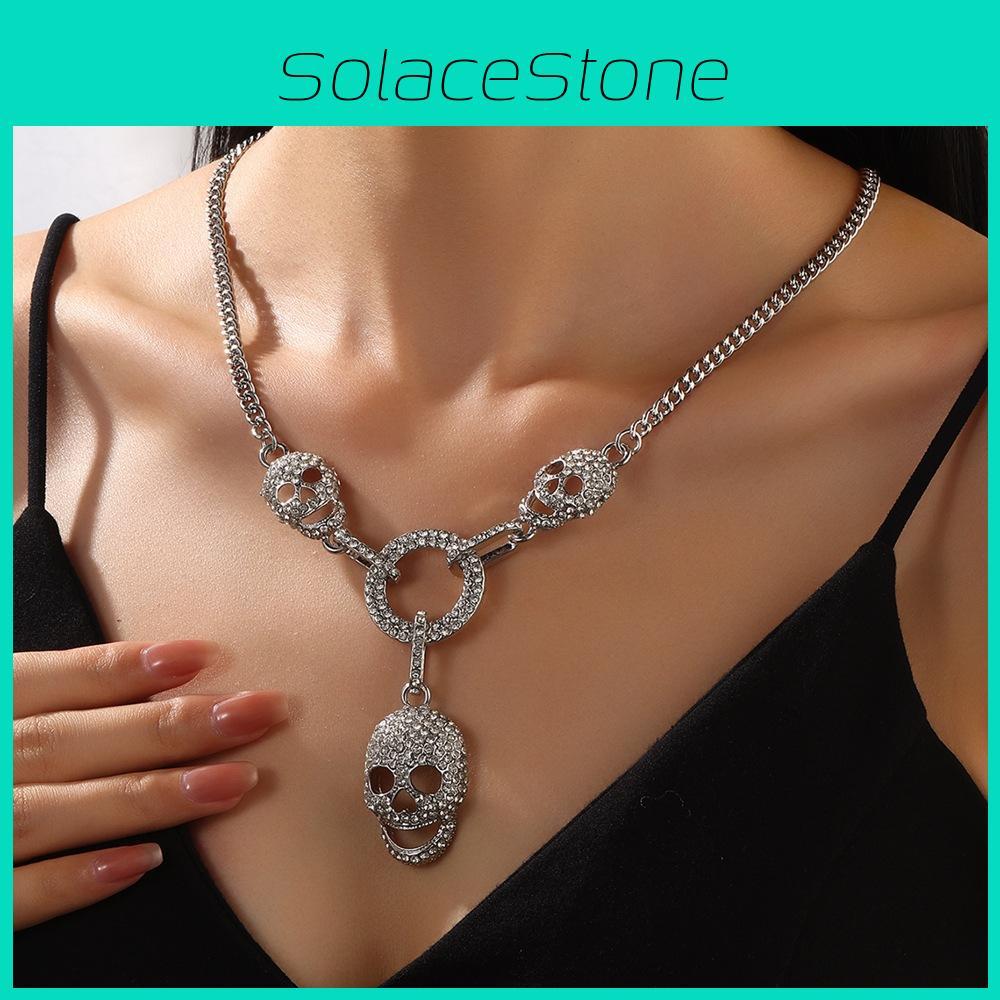 Fashion Women Skull Pendant Necklace With Alloy Material And Water Chain Wave