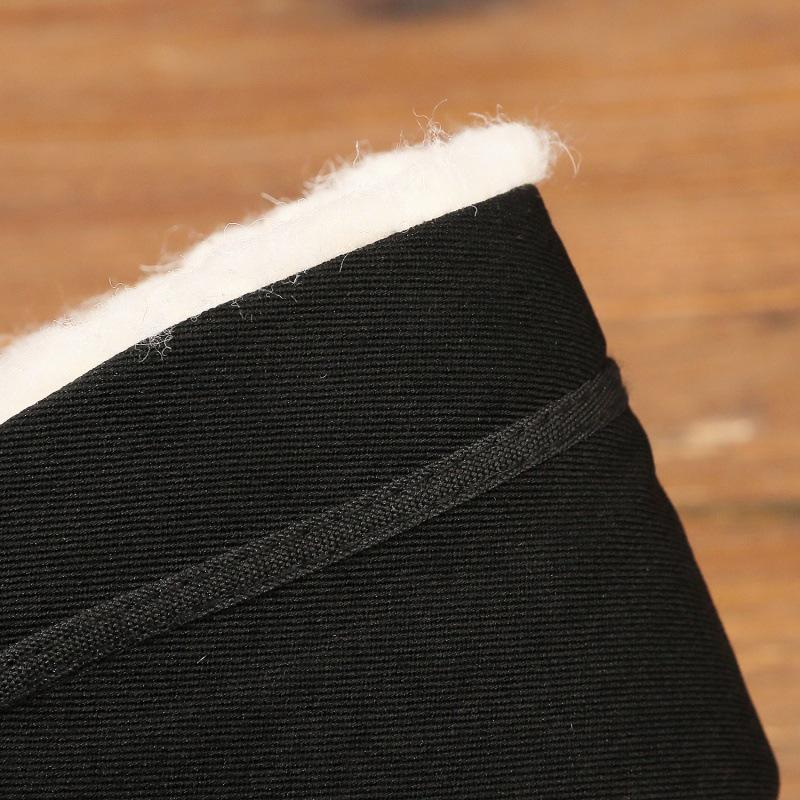 Men's Lightweight Winter Shoes with Fleece Lining, Thickening, and Tire Sole for Warmth; Large Size, Cotton Old Beijing Cloth Shoes.