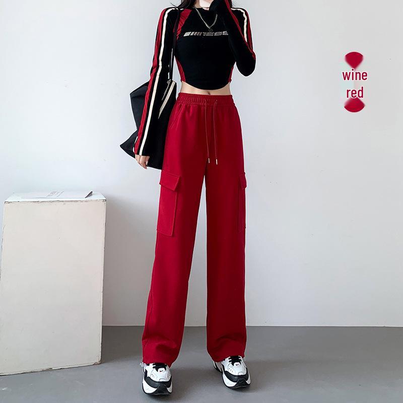 Dámské overaly s širokými nohavicemi v americkém stylu: Trendy kalhoty s vysokým pasem a volným střihem pro podzim/zimu 2025.