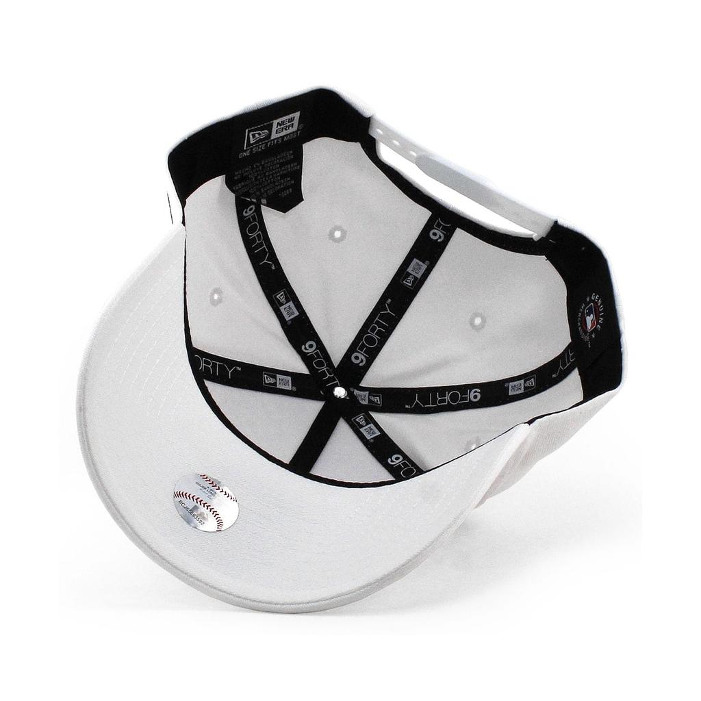 New Era Cap 9FORTY Snapback Chicago White Sox MLB SNAPBACK CAP WHITE CHICAGO WHITE SOX White AF Hat 940 Major League Baseball A-FRAME A-Frame [Used]