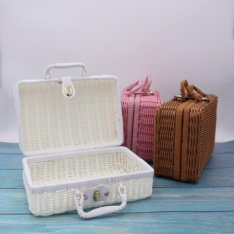 

Box Woven Rattan Basket Retro Storage Box Decorative Props Suitcase with Hand Gift Box коричневый