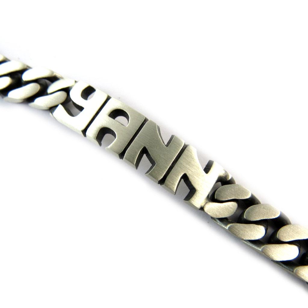 Les Trésors De Lily [N8432] - Silver Curb Chain 'First Name Cut Out' (Yann) - 21 Cm 11 Mm (aged)