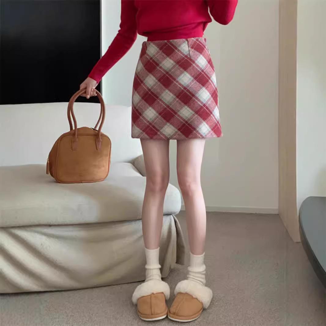 

Autumn 2024 High-Waist Retro Plaid Wool Midi Skirt - Sweet & Spicy A-Line Bodycon M [90-104 lbs recommendation]