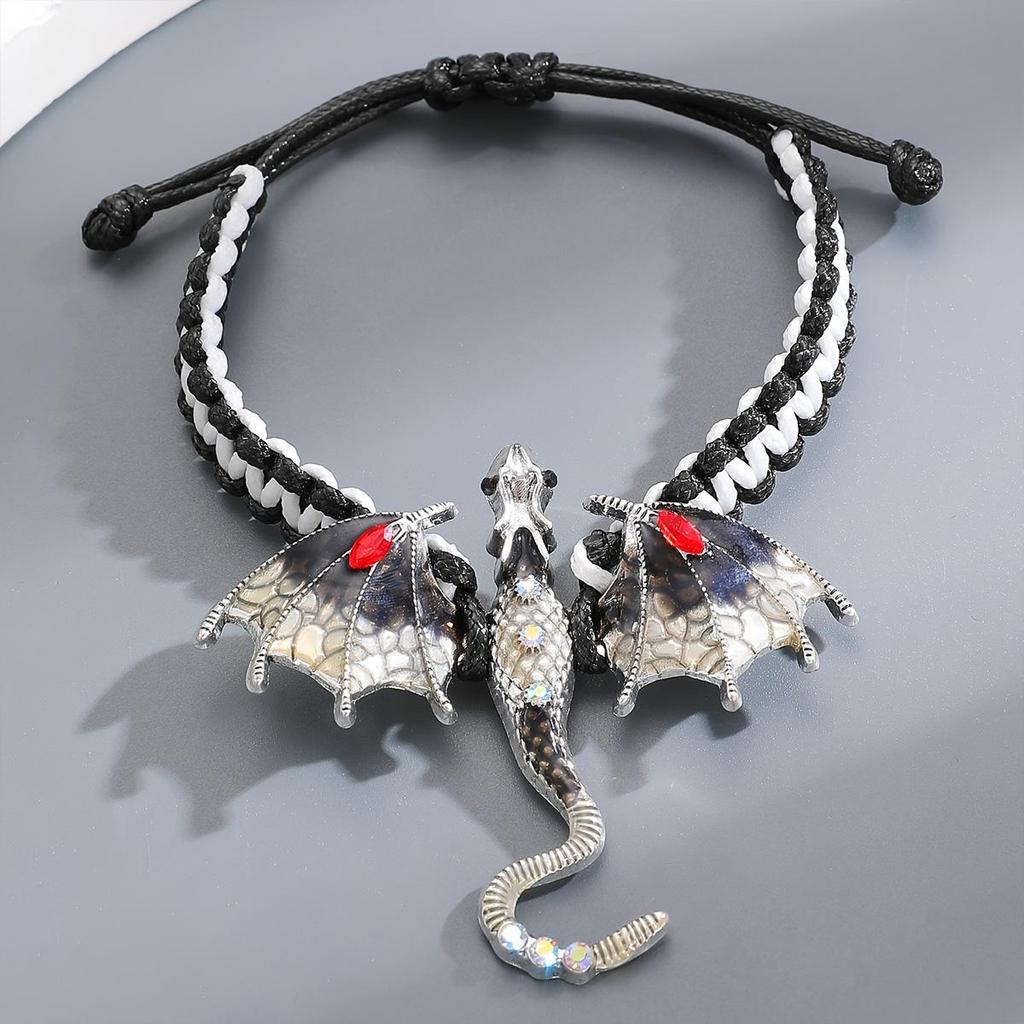 Retro fashion cool inlaid synthetic zirconia dragon bracelet, flying dragon woven men's and women's bracelet, versatile gift for daily use