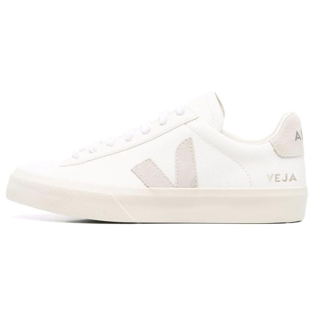 

Veja Campo Белые натуральные женские кроссовки из безхромовой кожи кремового цвета CP0502429A