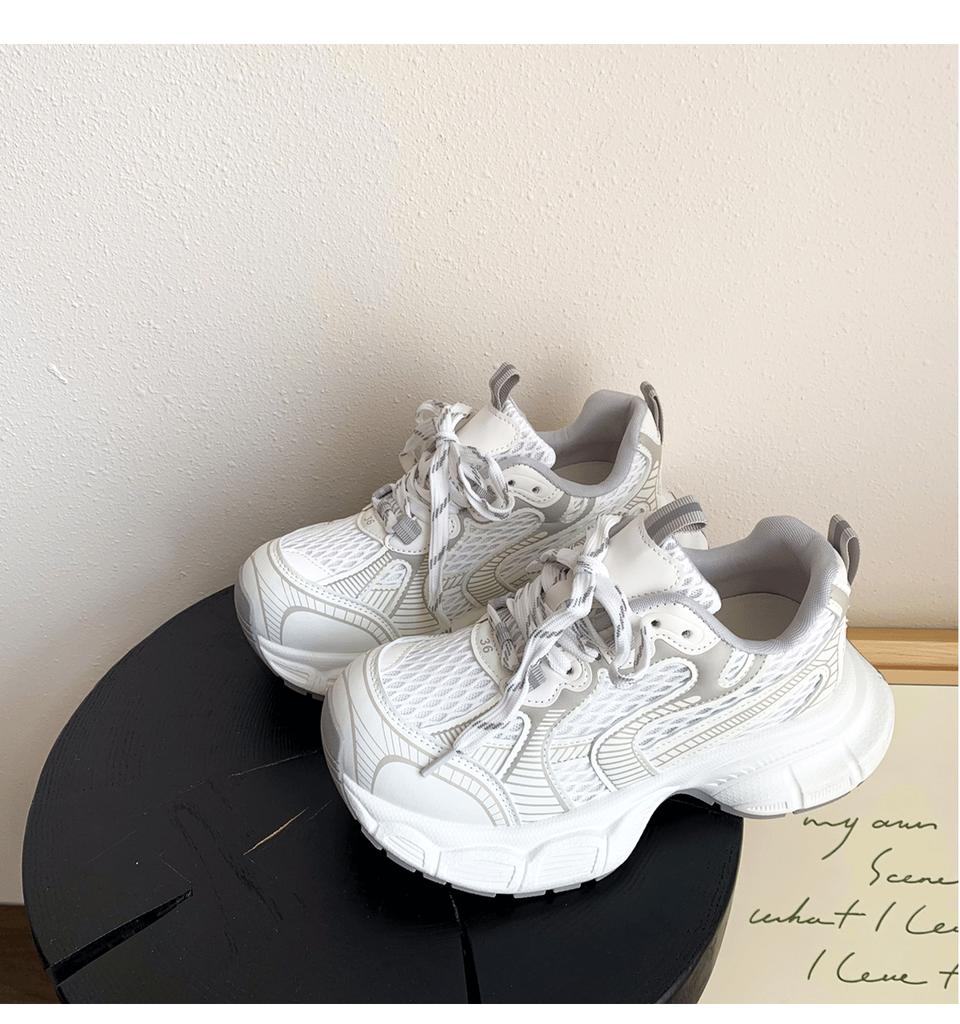 2025 spring new versatile student thick-soled heightening dad shoes for women, comfortable and sweet casual sports style little white shoes