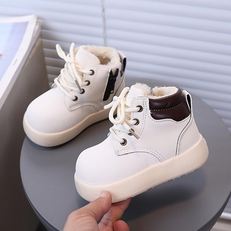 New 2025 Winter Kids' Fleece-Lined Martin Boots - Versatile Leather for Toddlers & Boys, Casual Short, Classic Style.