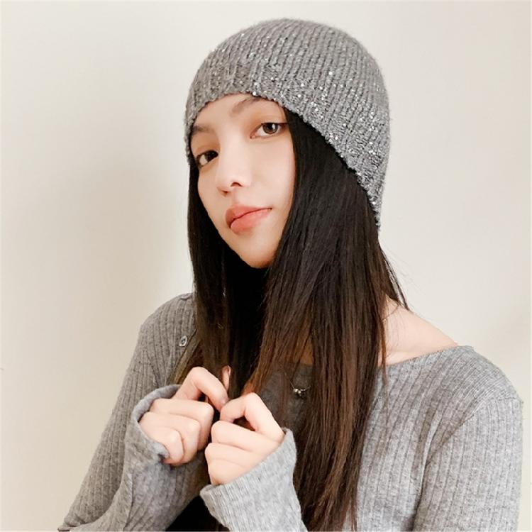 Trendy Beanies Sequins Hat for Party Goers Stage Performances Knit Hat