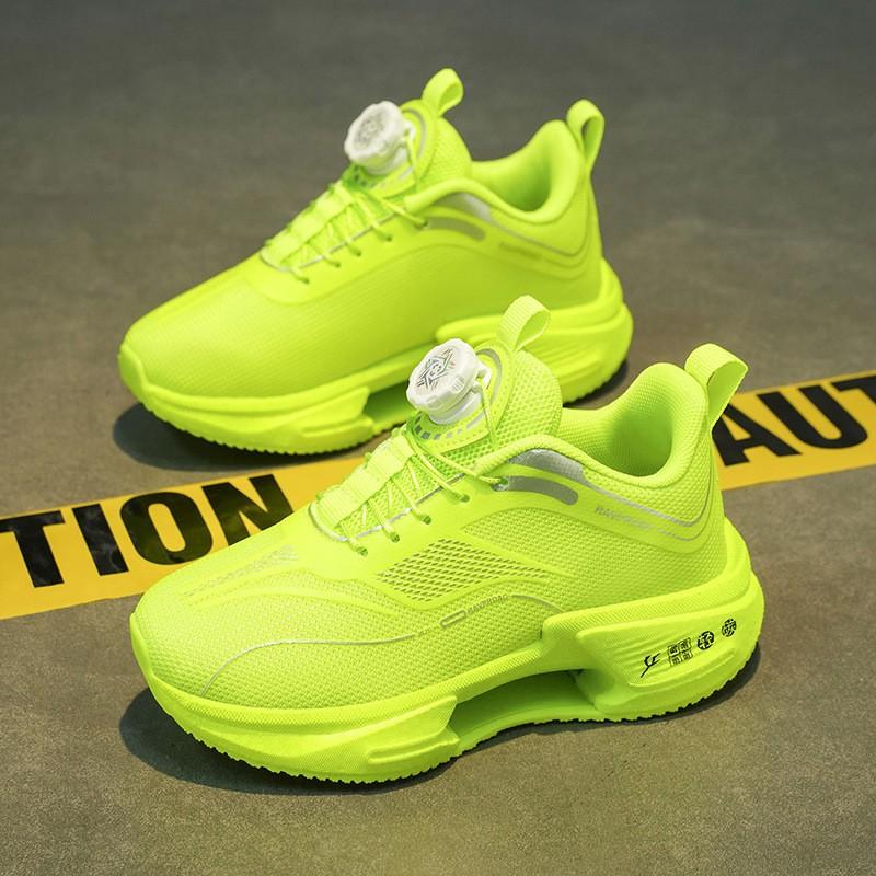 Kids Running Shoes Boys Girls Lightweight Breathable Sneakers With Anti-Slip Sole Shock Absorption