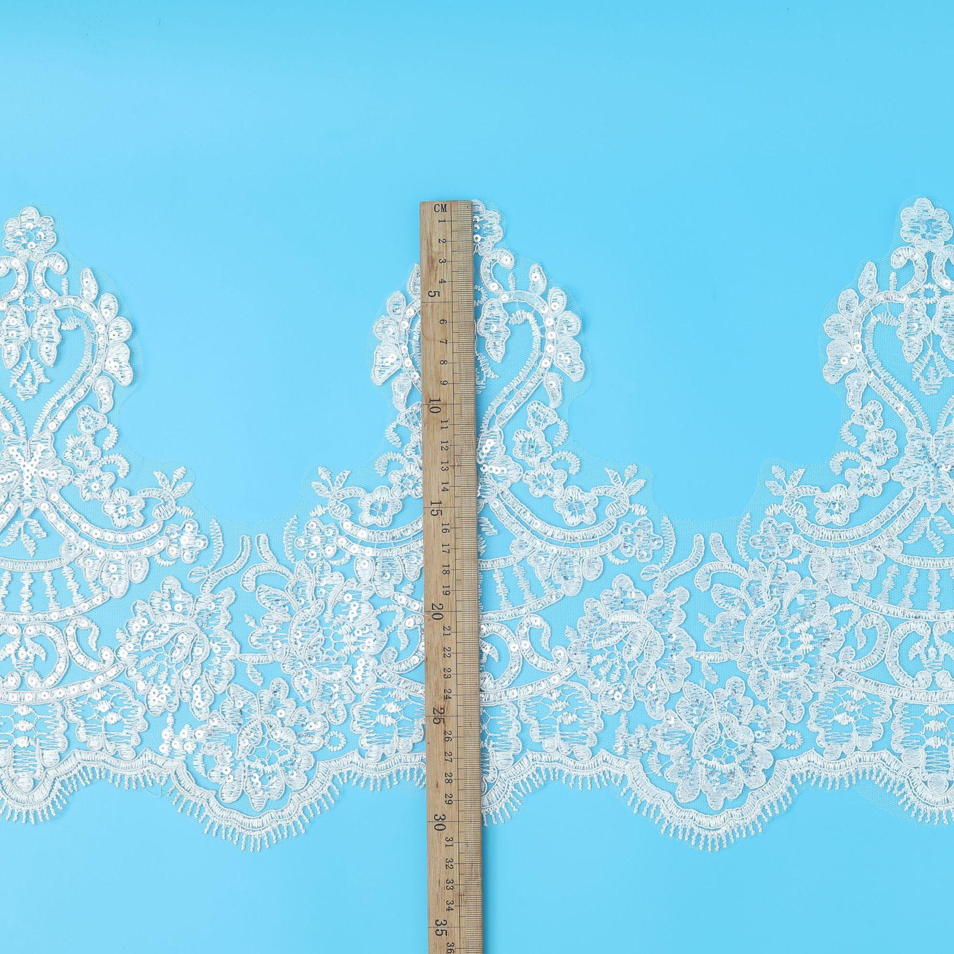 

Car Bone Lace Children S Clothing, Wedding Dress, Veil, Skirt, Clothing Decoration Accessories 30Cm White/crystal piece/width 24CM