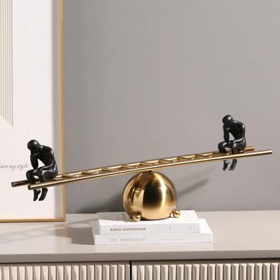 Deko & Wohnaccessoires – Statuetten