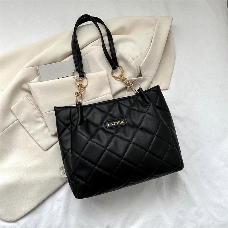 

Трендовая модная портативная сумка для покупок 2025 новая женская наплечная сумка-тоут большой вместимости простая сумка для хранения чёрный