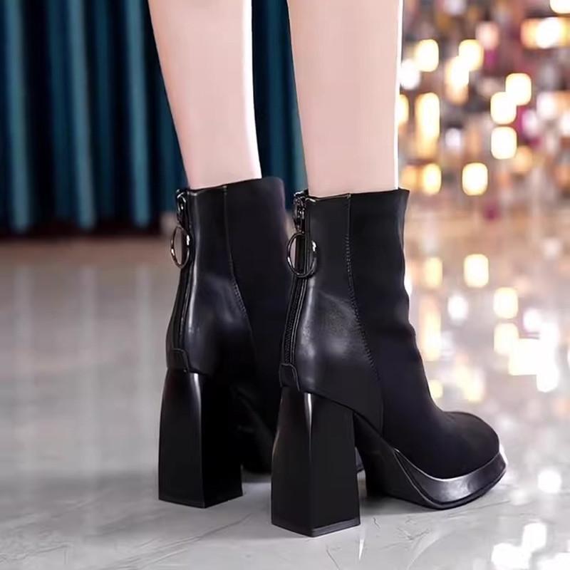

Square head platform short boots women s autumn and winter 2025 new suede high heels thick heel waterproof table Martin boots women s boots 34