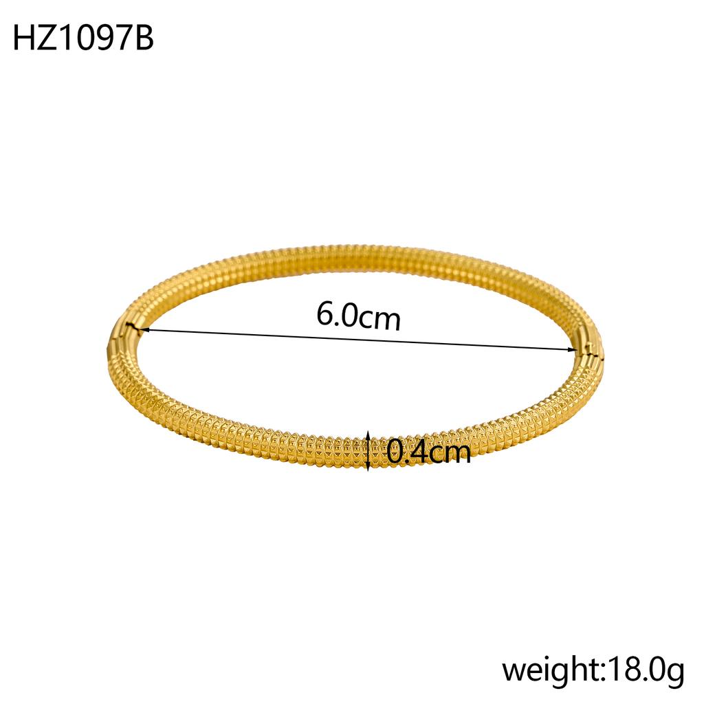 Hypoallergenic Stainless Steel Gold Plated Simple Jewelry Hollow Bracelet Women's Chunky Bangles Bracelets for Daily