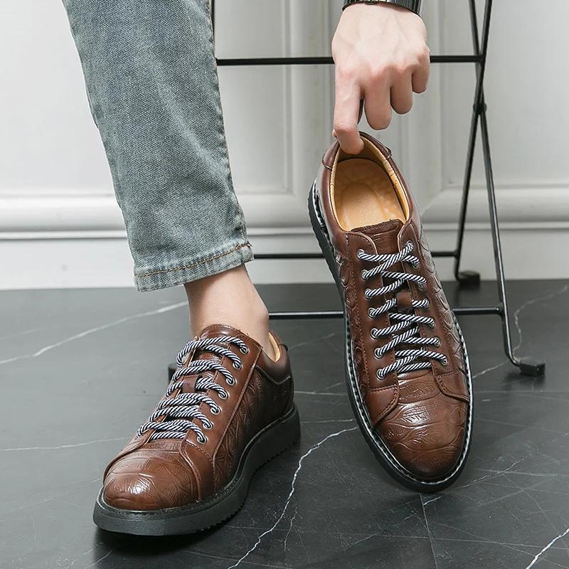 Fashion Brand Men Casual Shoes Leather Fashion Spring New Mens Sneakers Daily Commute Outdoor Versatile Leisure Thick Soled Shoes Man
