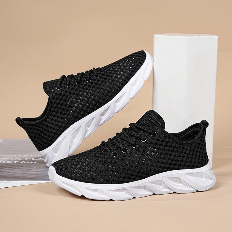 Fashion Summer High Quality White Women's Shoes Platform Lightweight Outdoor Casual Hiking Thick Soled Fashion Running Shoes Large Size