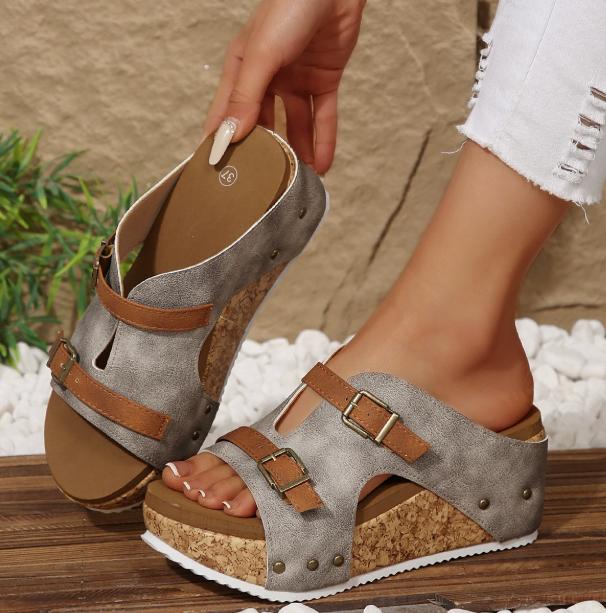Donna Fibbia Metallica Pantofole Zeppa Donna 2026 Sandali Piattaforma Borchie Vintage Donna Pelle PU Taglia Larga Scarpe Estive 43