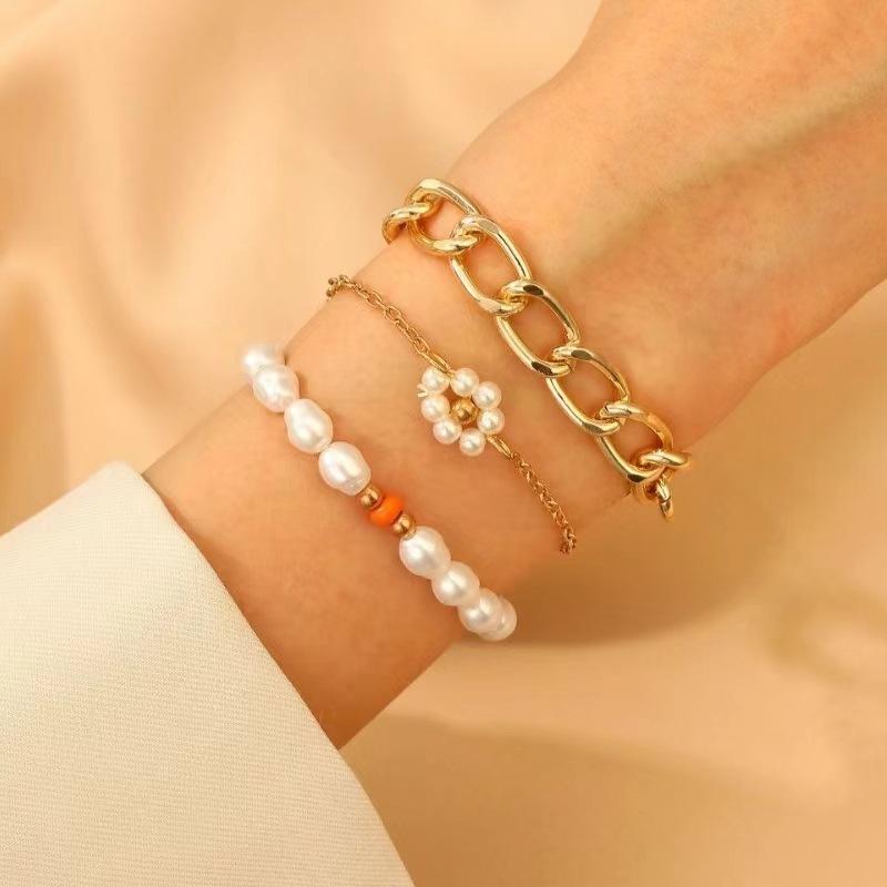 Vintage Mehrschichtiges Kettenarmband Set für Damen – Trendiger Europäischer Stil, Retro Minimalistischer Handschmuck, Grenzüberschreitende Heißverkauf Accessoires