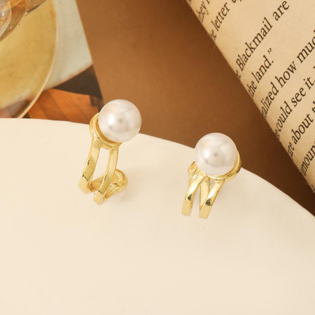Minimalist Luxury Pearl Stud Earrings for Women Small and Large Pearl C Hoop Ear Accessories Lightweight Elegant Design