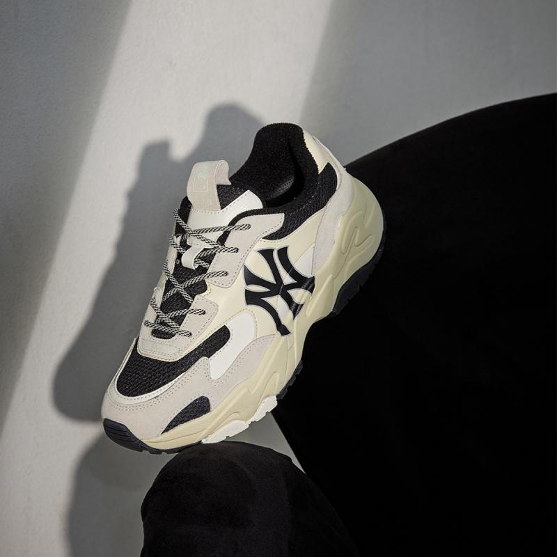 MLB Big Ball Chunky Cushioning Height Increasing Low-Top Chunky Sneakers Unisex Black Sneakers 3ASHC3S1N-50BKS