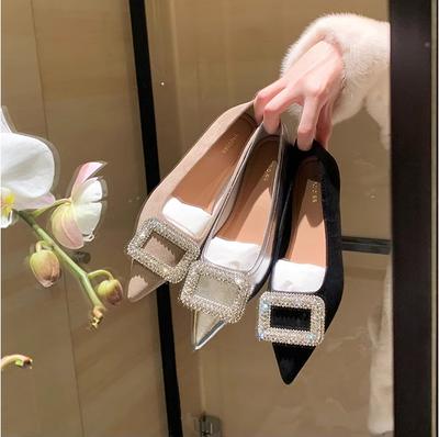 Premium Sense Sparkling Diamond Buckle Temperament Small Pointed Head Shallow Mouth Flat Sole Shoes Women's Spring and Autumn 2025 New Models